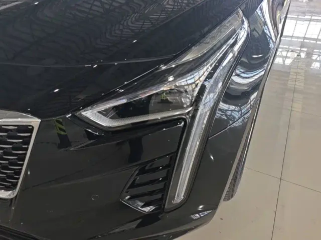 Cadillac CT6 — Фото автомобиля 23
