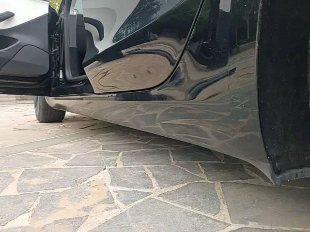 Tesla Model 3 — Фото автомобиля 21