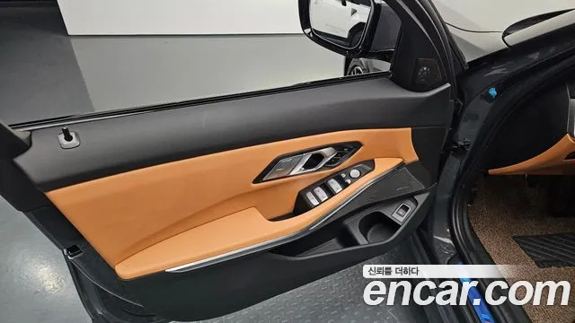 BMW 3-Series 3 серия (G20) 320i M Sport — Фото автомобиля 24