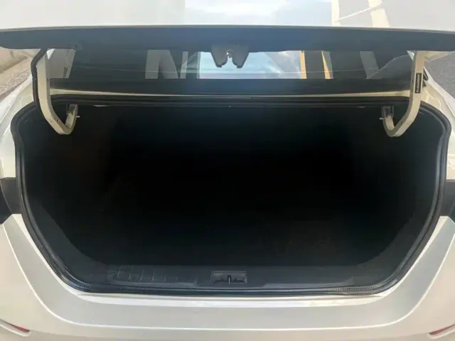Nissan Sylphy — Фото автомобиля 8