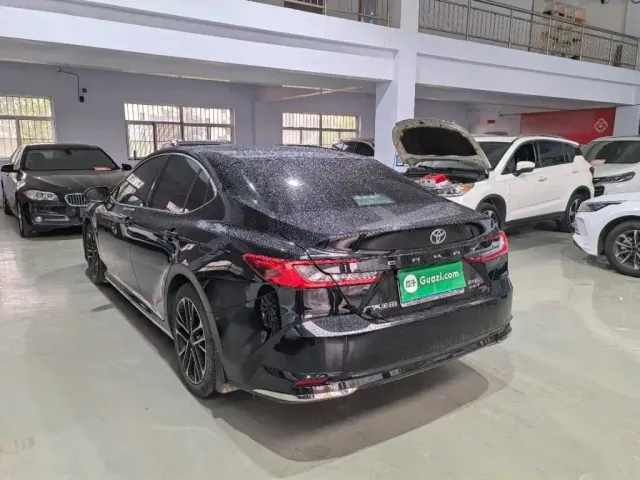 Toyota Camry — Фото автомобиля 4