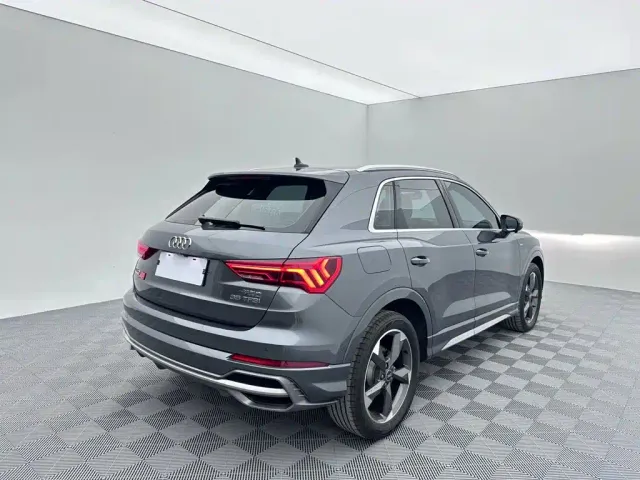 Audi Q3 — Фото автомобиля 6