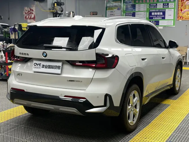 BMW X1 — Фото автомобиля 5
