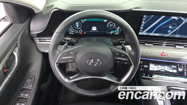 Hyundai Grandeur — Фото автомобиля 12