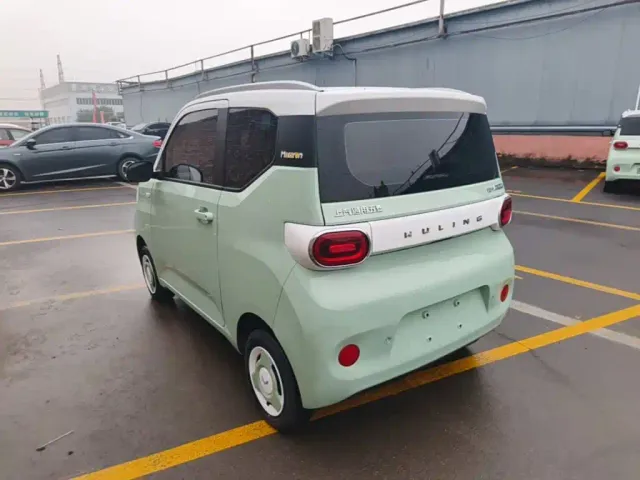 Wuling Hongguang Mini EV — Фото автомобиля 4