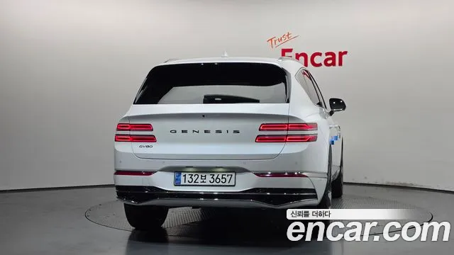 Genesis GV80 — Фото автомобиля 4