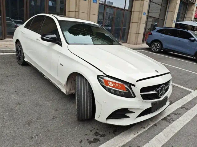 Mercedes-Benz Mercedes-Benz C-Class 2021 C 260 Starry Exclusive Edition — Фото автомобиля 3