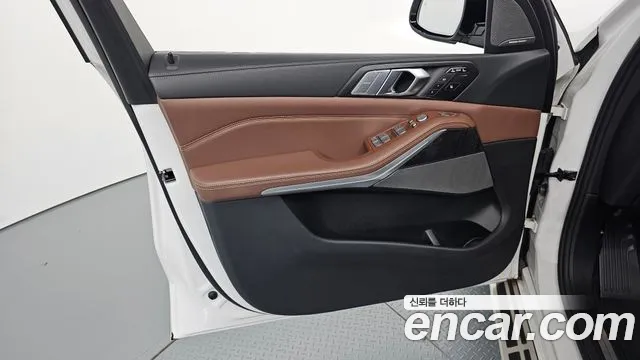 BMW X7 — Фото автомобиля 21
