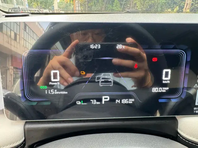 Geely Geometry E Firefly — Фото автомобиля 6