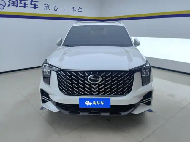 GAC Trumpchi GS8 — Фото автомобиля 2