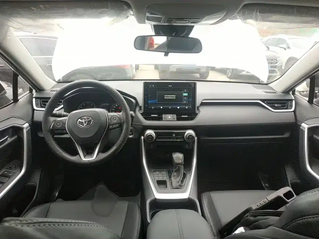 Toyota Wildlander — Фото автомобиля 5