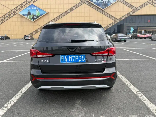 Jetta VS7 — Фото автомобиля 5
