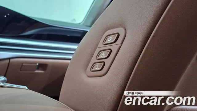 Hyundai Grandeur GN7 — Фото автомобиля 29