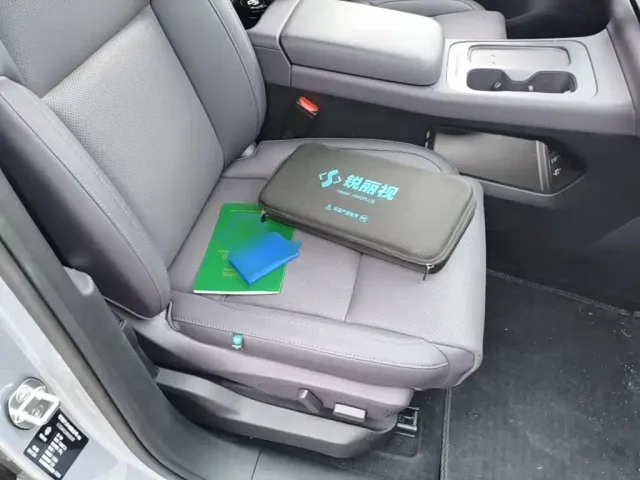 Leapmotor Leapmotor C16 2024 Pure Electric 520 Premium Edition — Фото автомобиля 24