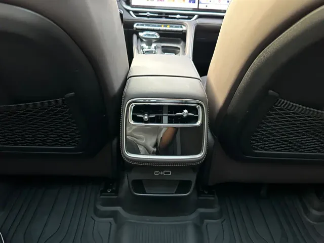 Geely Xingyue L — Фото автомобиля 23