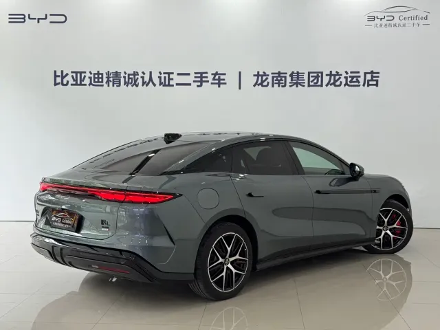 BYD Han L — Фото автомобиля 13