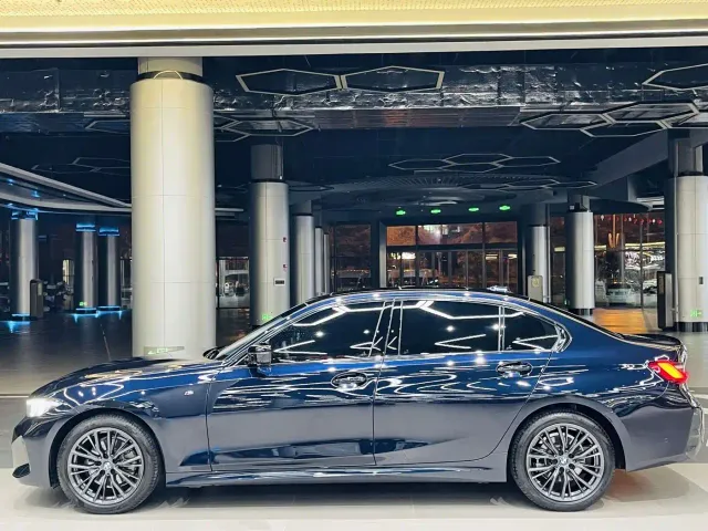 BMW 3 Series — Фото автомобиля 9