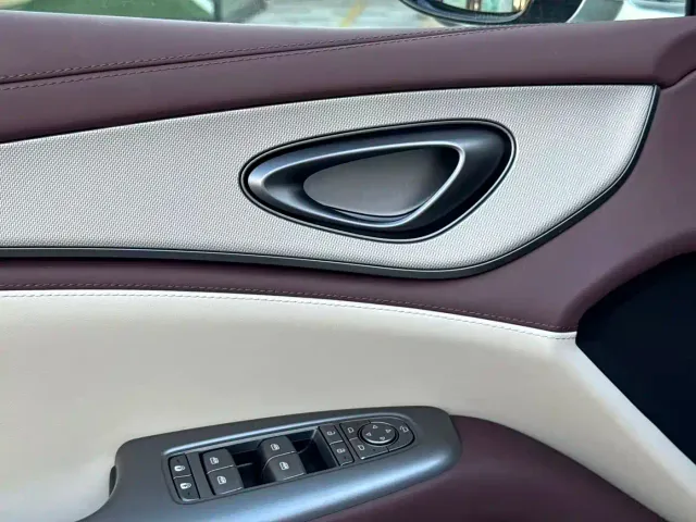 BYD Seal 07 DM-i — Фото автомобиля 6