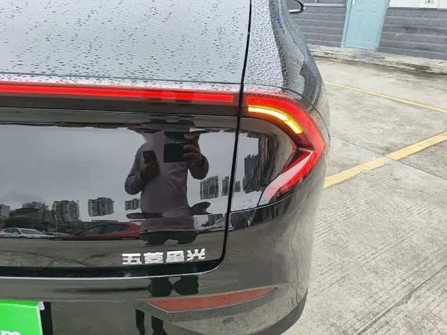 Wuling Starlight — Фото автомобиля 7