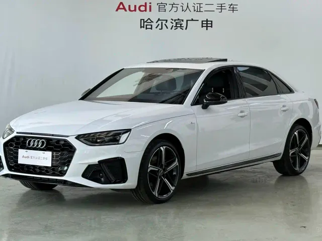 Фотография автомобиля — Audi A4L