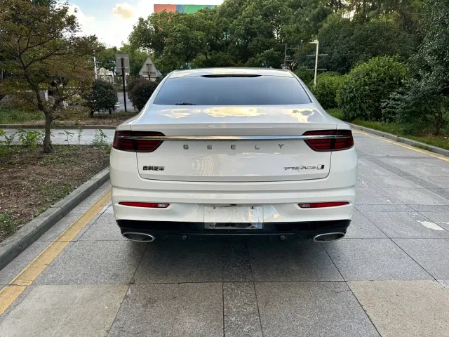 Geely Xingrui — Фото автомобиля 12