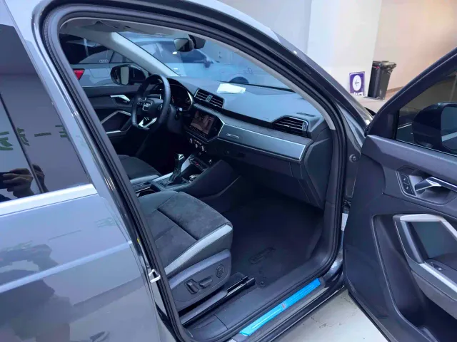 Audi Q3 — Фото автомобиля 7