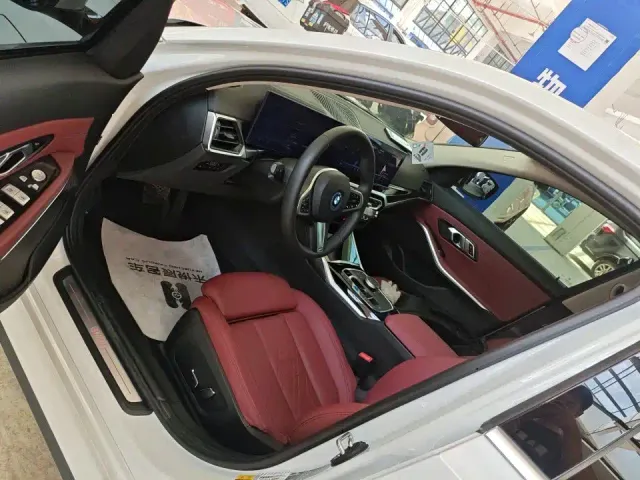 BMW i3 — Фото автомобиля 3