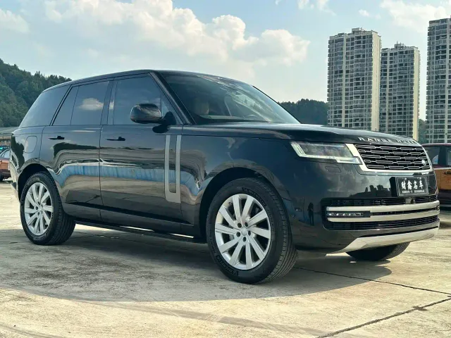 Land Rover Range Rover — Фото автомобиля 3