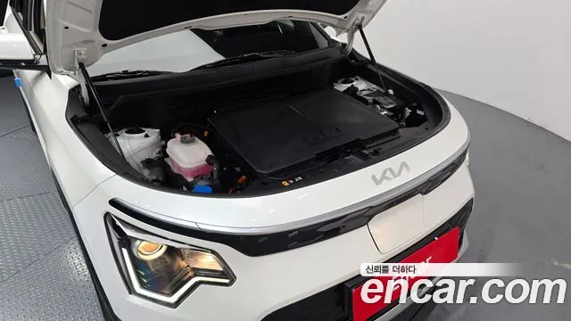 Kia Niro — Фото автомобиля 6