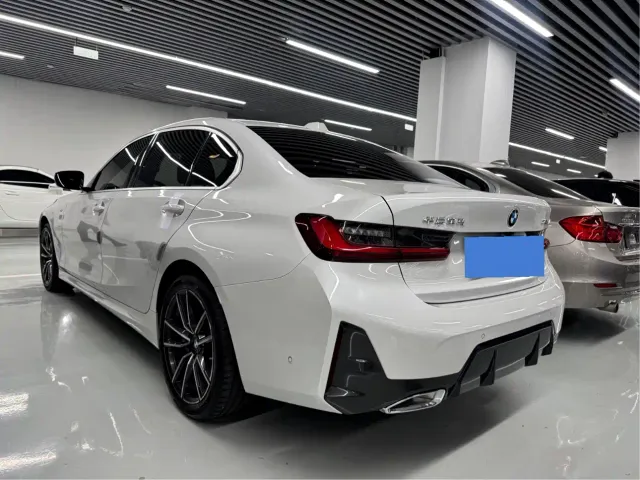 BMW 3 Series — Фото автомобиля 18