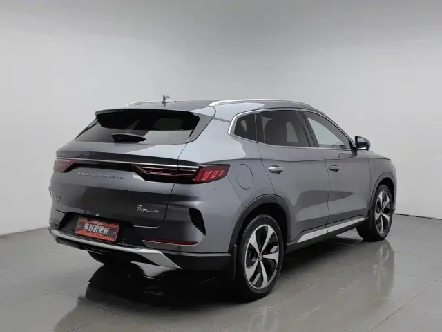 BYD Song PLUS — Фото автомобиля 2