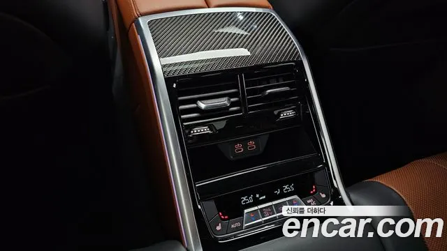 BMW 8-Series — Фото автомобиля 17