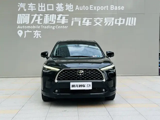 Toyota Corolla Cross — Фото автомобиля 2