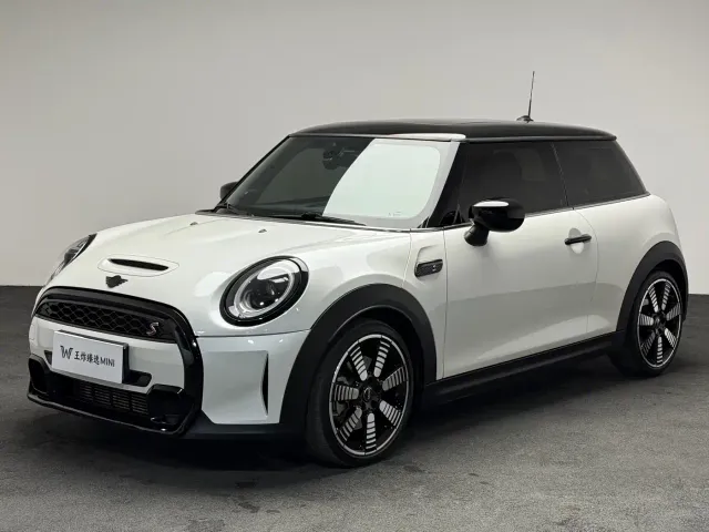 Фотография автомобиля — MINI Hatch
