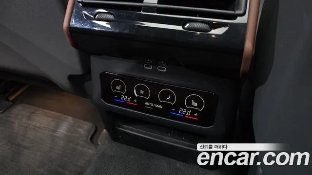 BMW i5 G60 — Фото автомобиля 30