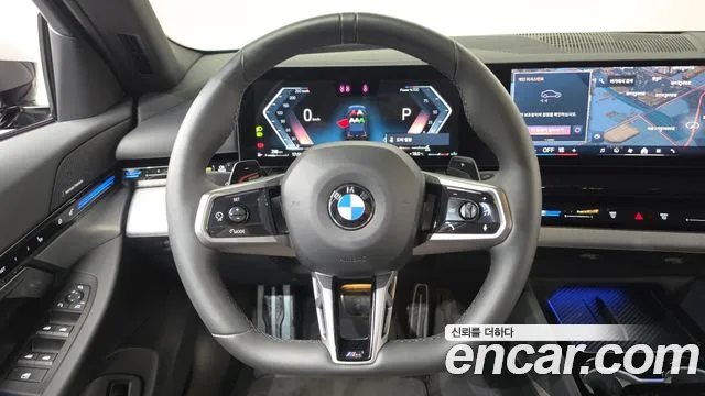 BMW 5 Series G60 — Фото автомобиля 12