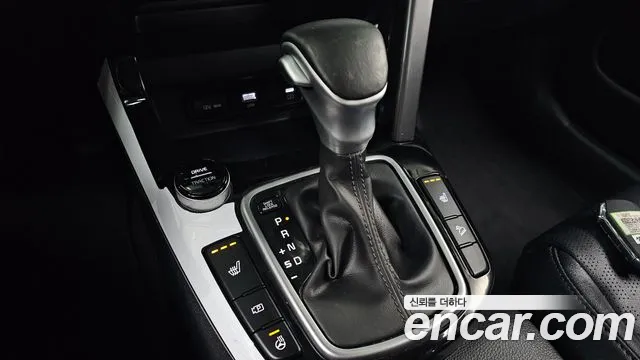 Kia Seltos New — Фото автомобиля 12