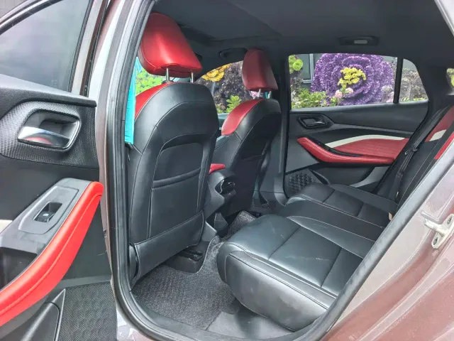 MG MG5 2021 300TGI DCT Youth Luxury Premium Edition — Фото автомобиля 9