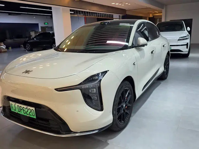 IM Motors LS6 — Фото автомобиля 6