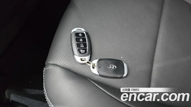 Hyundai Venue Venue 1.6 Premium — Фото автомобиля 15