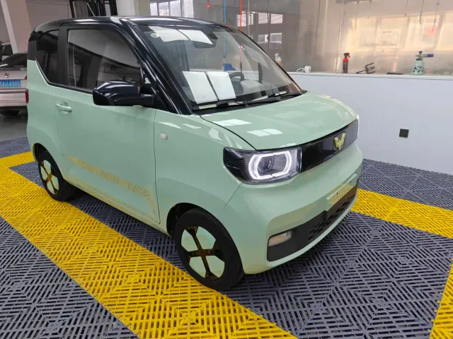 Фотография автомобиля — Wuling Hongguang Mini EV