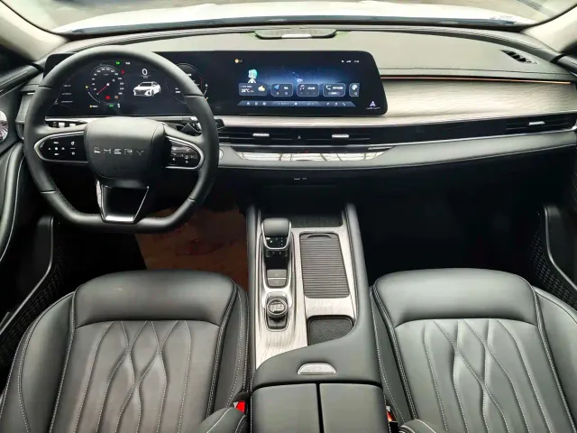 Chery Arrizo 8 — Фото автомобиля 4
