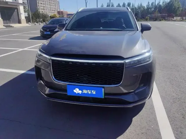 Li Auto ONE — Фото автомобиля 2