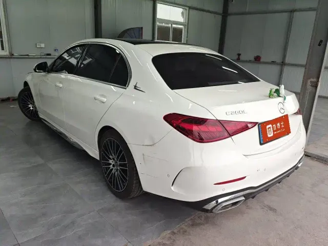 Mercedes-Benz C-Class — Фото автомобиля 3