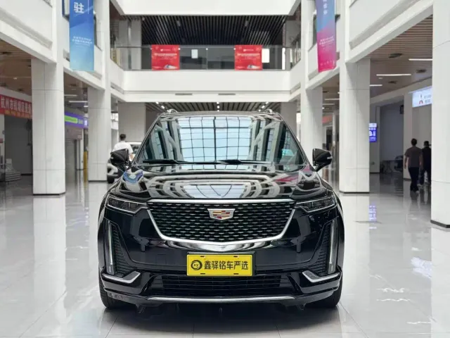 Cadillac XT6 — Фото автомобиля 2