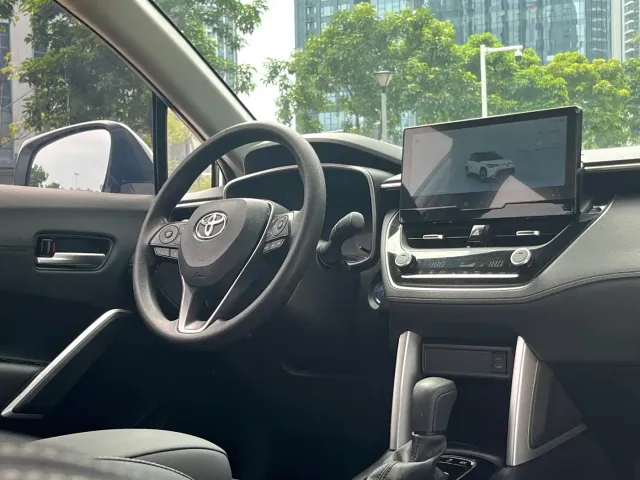 Toyota Frontlander 2023 2.0L Smart Hybrid Dual Engine Luxury Edition — Фото автомобиля 12