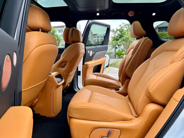 IM Motors LS8 — Фото автомобиля 9
