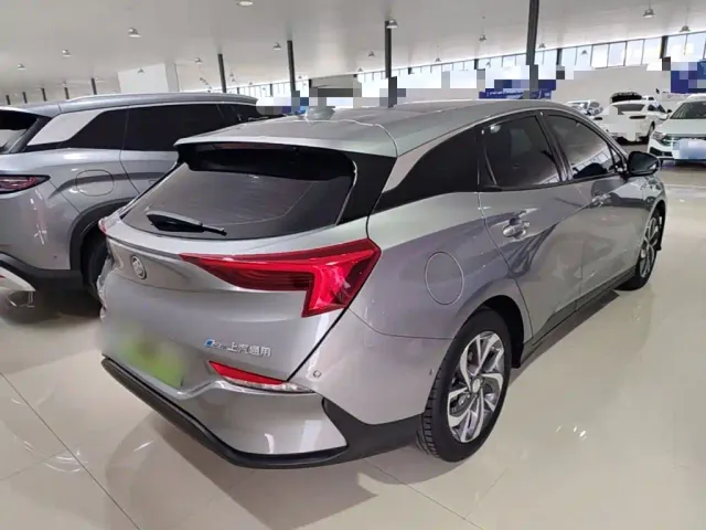 Buick Velite 6 — Фото автомобиля 6