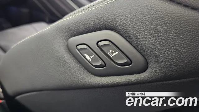 Genesis GV80 2.5T Бензин 2WD — Фото автомобиля 28