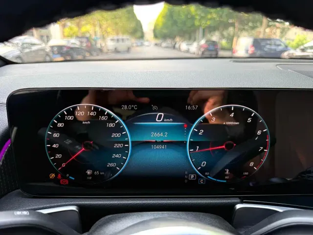 Mercedes-Benz GLB-Class — Фото автомобиля 13
